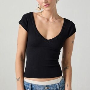 Out from Under Jade Seamless Knit Cutout Short Sleeve Tee